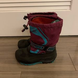Kamik Girls Size 3 Black & Burgundy Snow Boots
